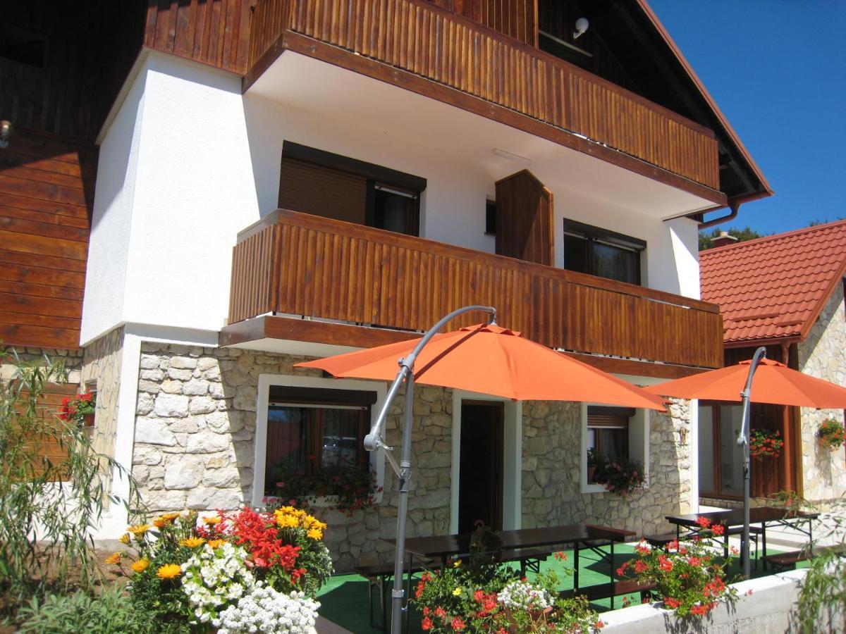 Sixteen Lakes Guest House 2 Jezerce Exteriér fotografie